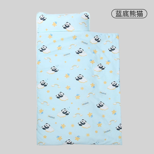 W nap mat-blue background panda