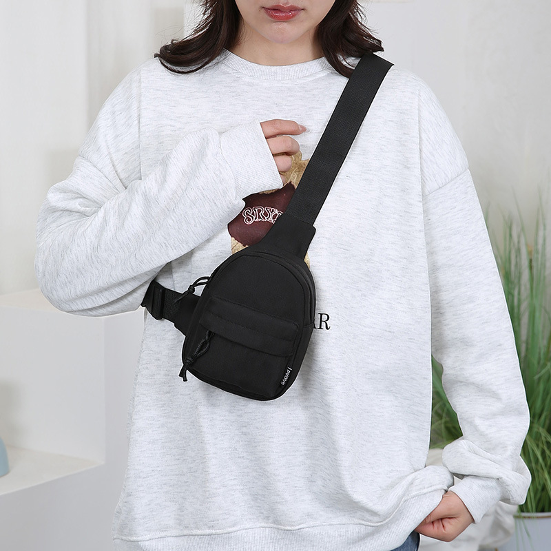 Bolso de pecho para teléfono móvil de moda para mujer Bolso de hombro casual japonés ins Bolso pequeño de nailon portátil ligero y versátil