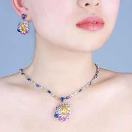 秋季新款流行气质精致饰品彩色奢华质感简约时尚女士项链耳环套装