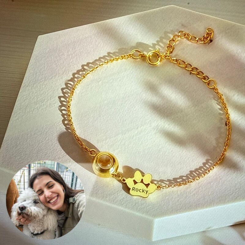 Stainless Steel Material Can Be Used to Make Pet Cat and Dog Paw Print Bracelets with Names, Personalized Engraving and Customized Photos
