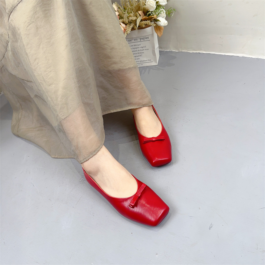 Small design shoes square toe low-cut flat
