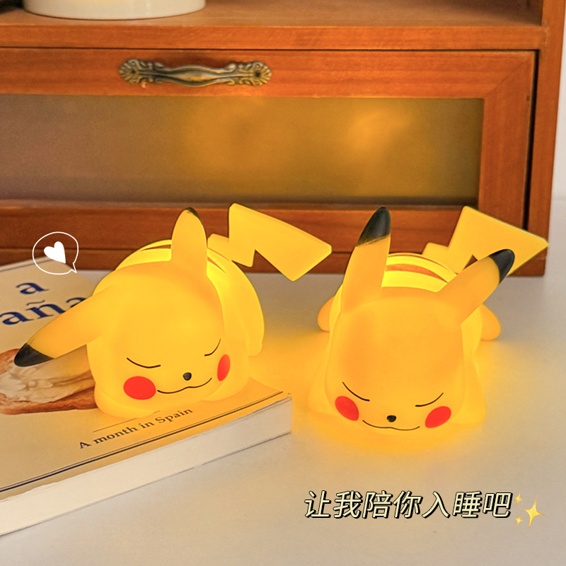 Caricatura Pikachu lámpara de noche dormitorio lámpara de cabecera luz de atmósfera juguetes luminosos para niños regalo de cumpleaños para amigos