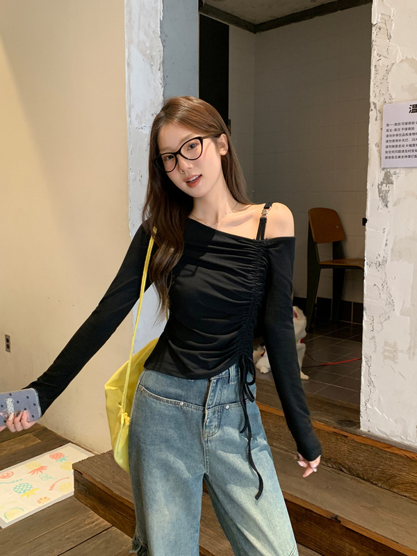 辣妹黑色斜肩拼接设计感收腰抽褶显瘦修身打底T恤长袖女2025秋季|undefined