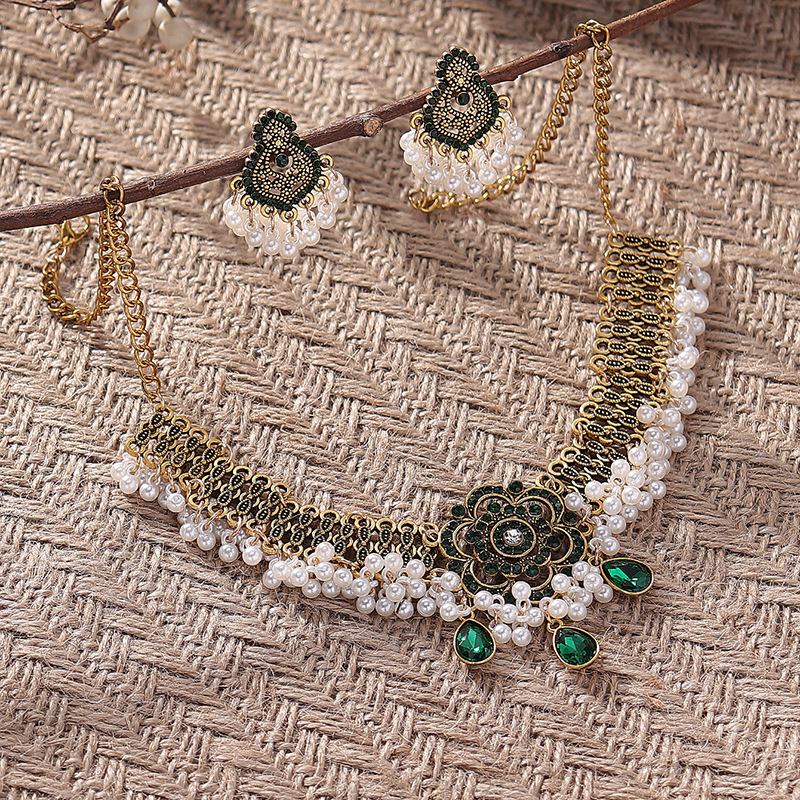 retro ethnic necklace and earrings pearl with tassels drop-shaped