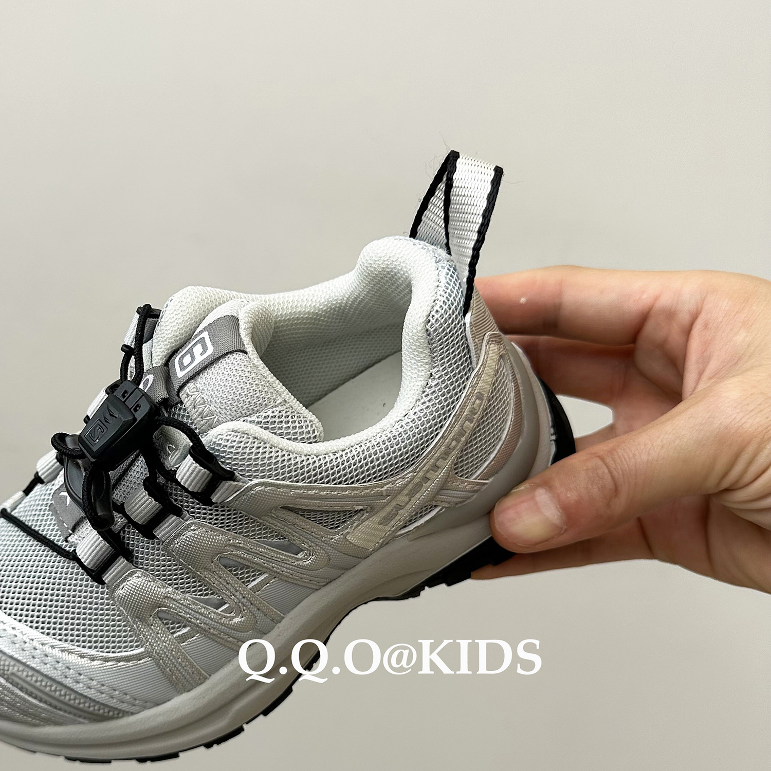 QQO Kinderschoenen 2023 Herfst en Winter Nieuwe Kinder Ademende Outdoor Sportschoenen Heren en Dames Mesh Dad_voghion.com