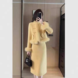 巨好看秋冬款一整套大方得体气质小香风黄色毛呢外套半身裙套装厚