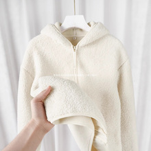 ë���ף�ܛŴ�H�w�������̰�ɫ�Ӻ�u���q��ů�Bñ�l������Ů�ﶬ