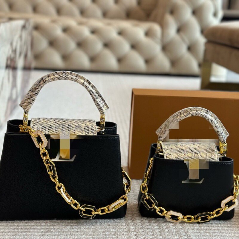 Lululemon's New Capucines Luxury Bag with Snake Print and Thick Chain, Women's Handbag, Complete Gift Box Set Lululemon's New Capucines Luxury Bag with Snake Print and Thick Chain, Women's Handbag, Complete Gift Box Set