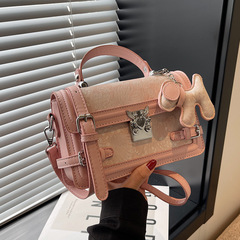 ハイエンドの小さなバッグの女性のバッグ 2025 新しいファッション夏のクロスボディバッグインターネット有名人のホットスタイル多用途ポータブル小さな正方形のバッグ