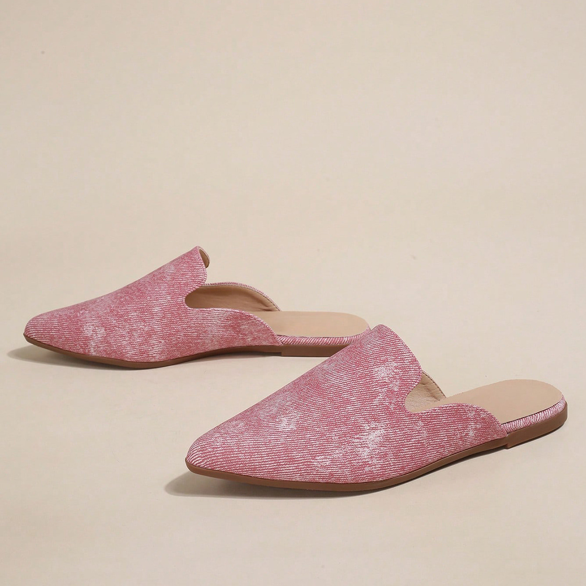 Naiste lamedad sussid Mugleri kingade ja poolsandaalidega_voghion.com