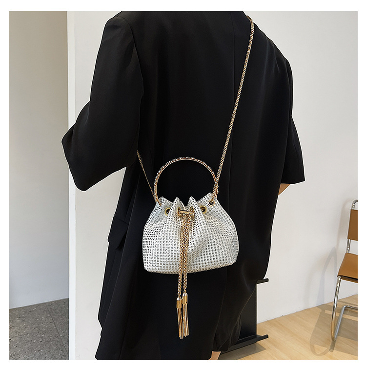 328g Weight Polyester Lining Material String Closure Type Single Shoulder Strap Strap Type Bucket Bag Bags Type Shopping Occasion Pu Leather Material Solid Color Pattern Women'S Gender Rhinestone Design Fashion Style Bucket Shape Small Size Women's Small Pu Leather Fashion Bucket Bag 5