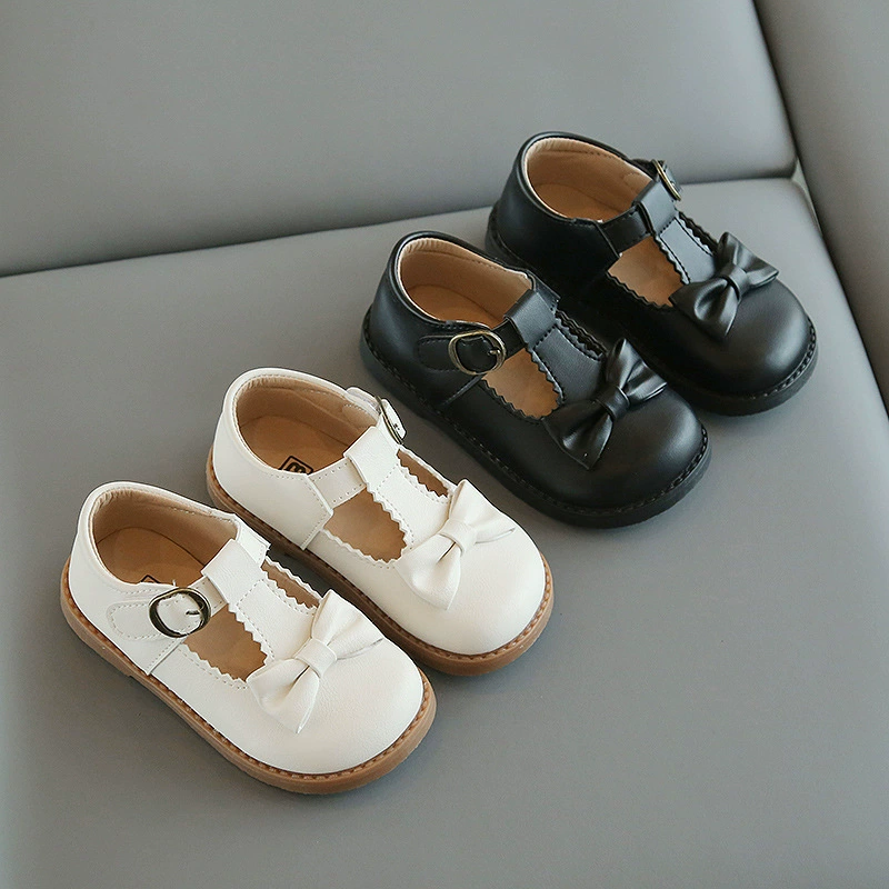 Children's shoes for leather shoes, cute footwear for early age for princess with bow, soft sole, 1-7 years