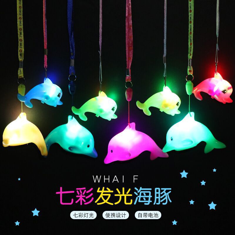 El Festival de Primavera ya está abierta: varitas mágicas brillantes, bolas de burbujas mágicas con cielo estrellado, linternas de mano de Año Nuevo, suministros para puestos callejeros de Año Nuevo.