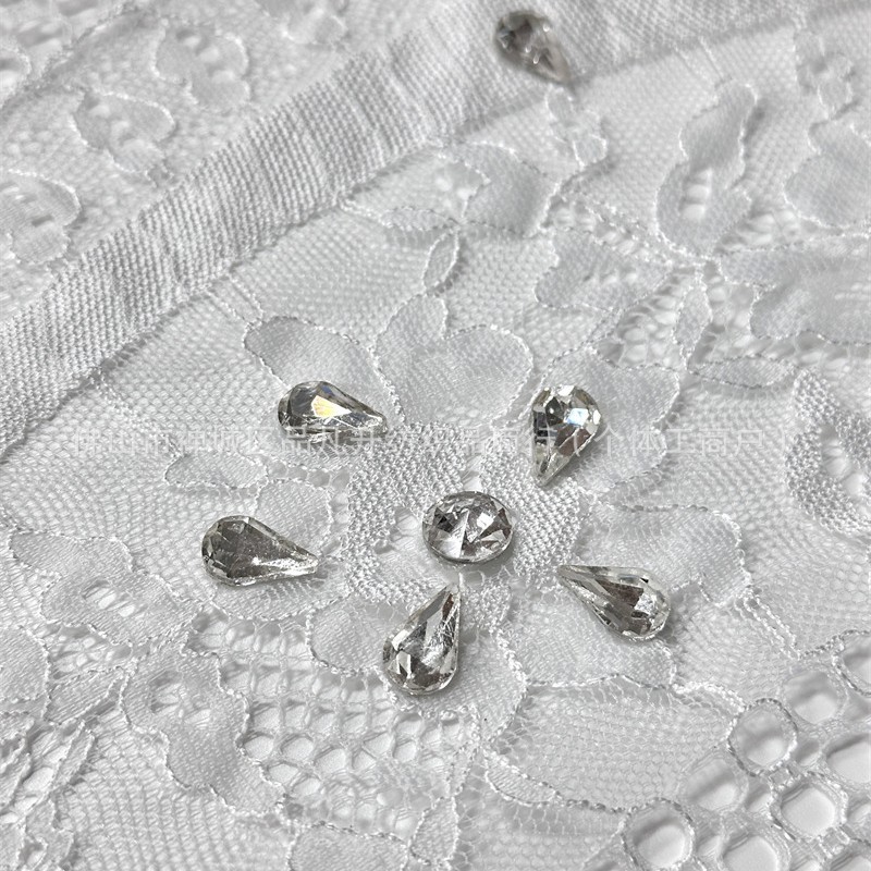 Tejido de encaje de 3 metros de pestañas Tejido de vidrio caliente Tejido de taladro Rhinestone Tejido en stock transfronterizo