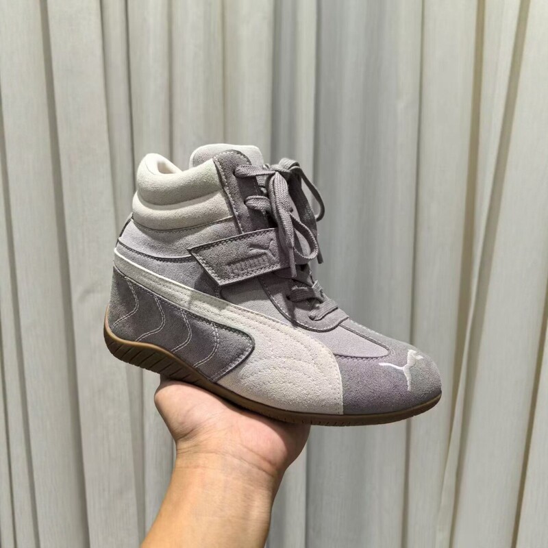 Thick-soled German training shoes with internal height increase for women, 2026 autumn new model, suede comfortable casual sneakers, fashionable and versatile