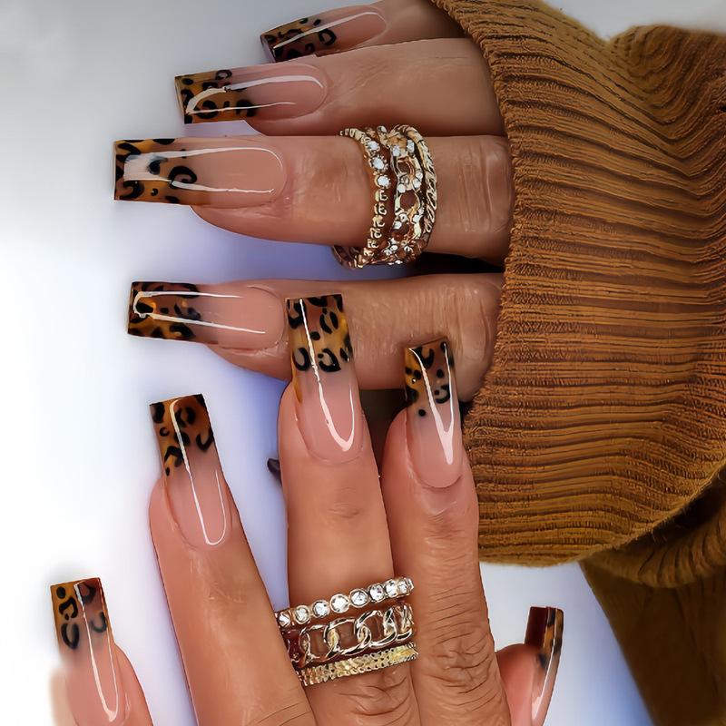 Cross-Border Medium Water Pipe Cool Leopard Print Design Fake Nails Brown Smudged Wearable Nails Y2K Style Press-On Nails