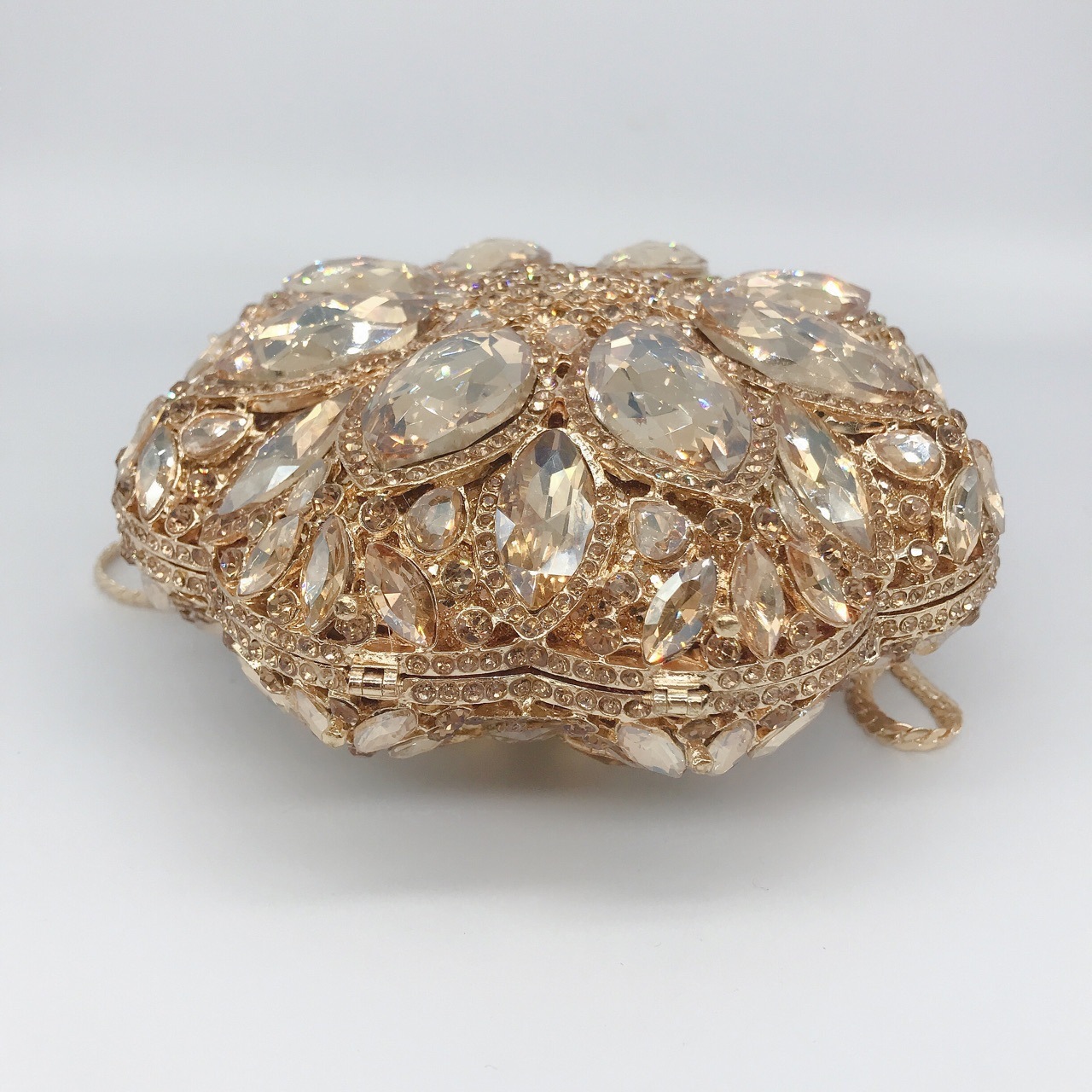 * Bolsa de cena con diamantes transfronterizos caja metálica hueca bolsa de diamantes vestido de fiesta bolsa de mano bolsa de cadena
