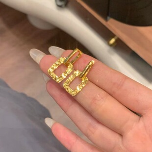 ��������Ύ׺ζ���S��ɫ��ָ�ٴ�߼��ж�����p�ݶ��h