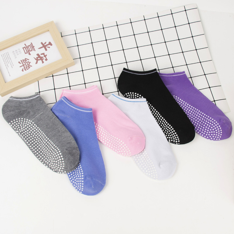 Men's and women's non-slip dispensing socks yoga socks trampoline fitness dance socks
