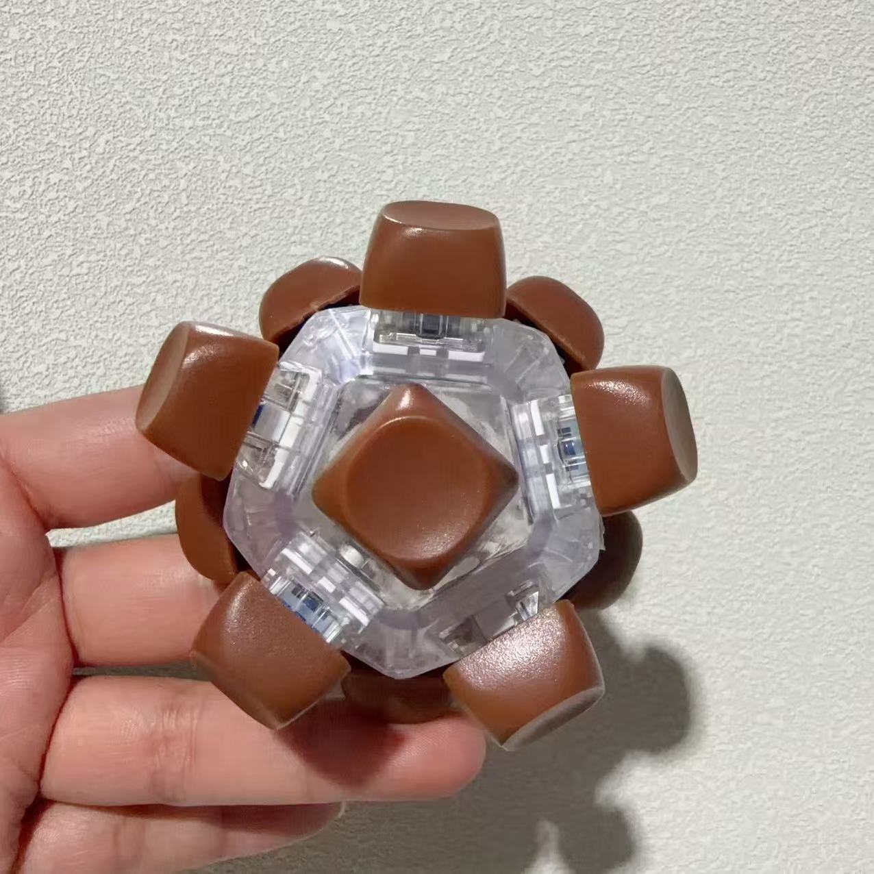 12-key transparent shell-dark coffee (round cap)