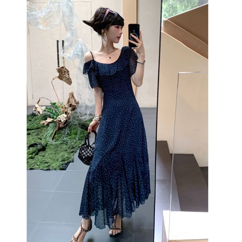 法式温柔荷叶边露肩波点新款连衣裙女夏季大码胖mm独特漂亮长裙子|undefined