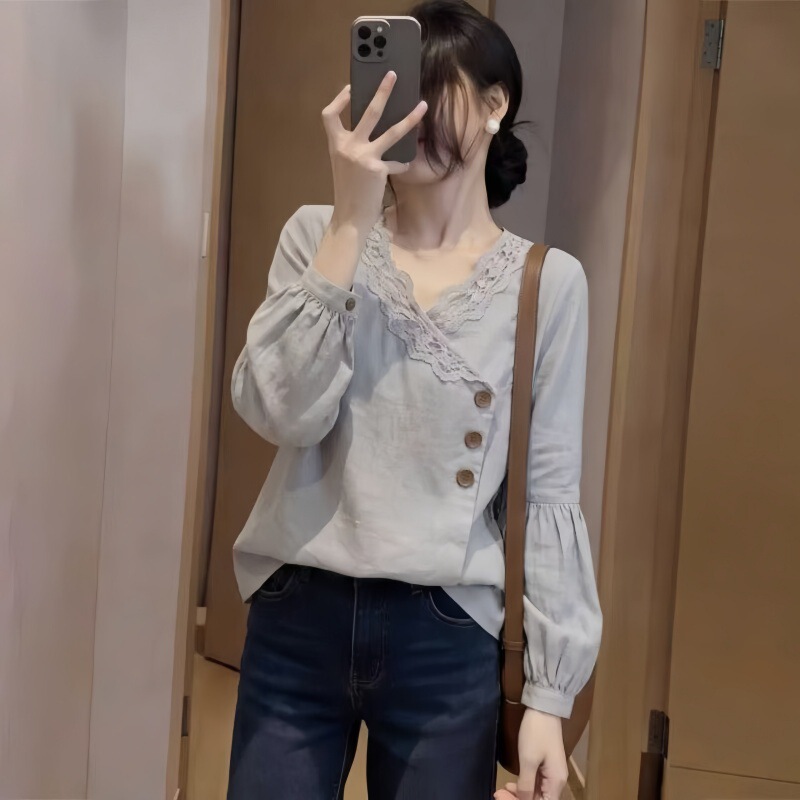 2026 Plus Size Popular Gray Lace Trim V-Neck Regular Shoulder Shirt for Women, New Early Autumn Slimming Stylish Age-Reducing Top 2026 Plus Size Popular Gray Lace Trim V-Neck Regular Shoulder Shirt for Women, New Early Autumn Slimming Stylish Age-Reducing Top