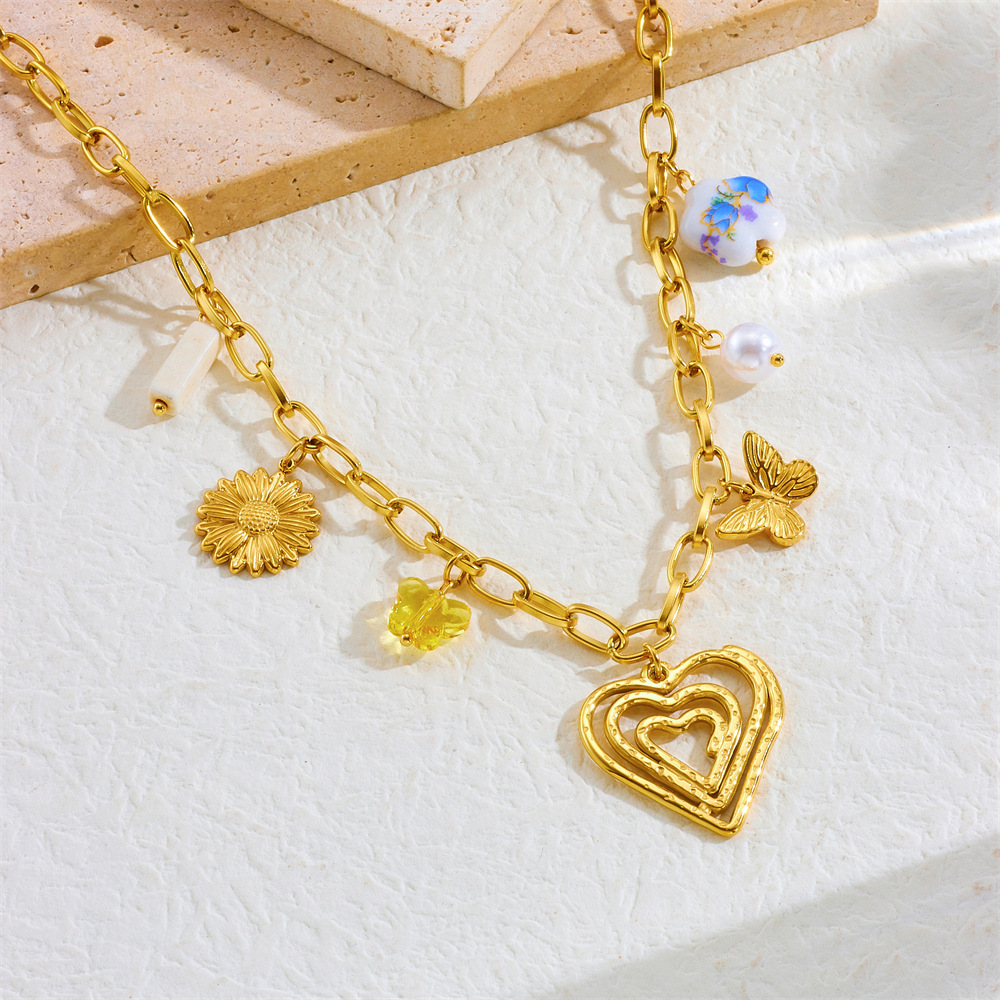 Wholesale Jewelry Retro Classic Style Sun Heart Shape Flower 304 Stainless Steel Plating Pendant Necklace Cable Chain display picture 17