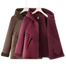 ������Ů�b��PUƤһ�w�q�����_���Bñ������ů���eŮʿ�ӽq������