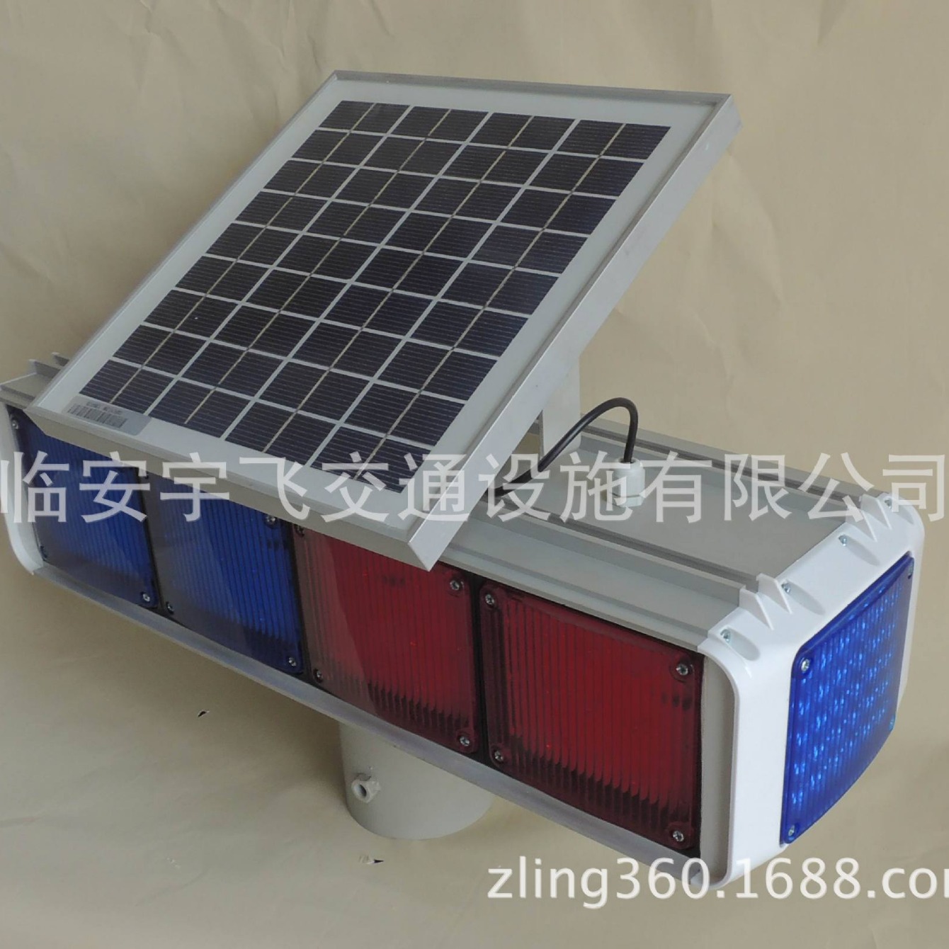 480元实惠款四面四组太阳能爆闪灯  太阳能警示灯