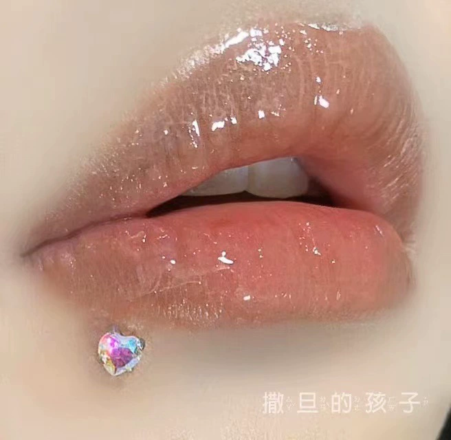 Lip piercing with zircon, Amazon