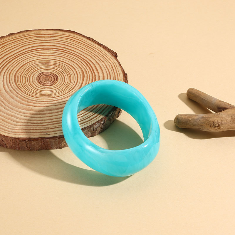 Casual Elegant Lady Solid Color Resin Bangles Wholesale display picture 5