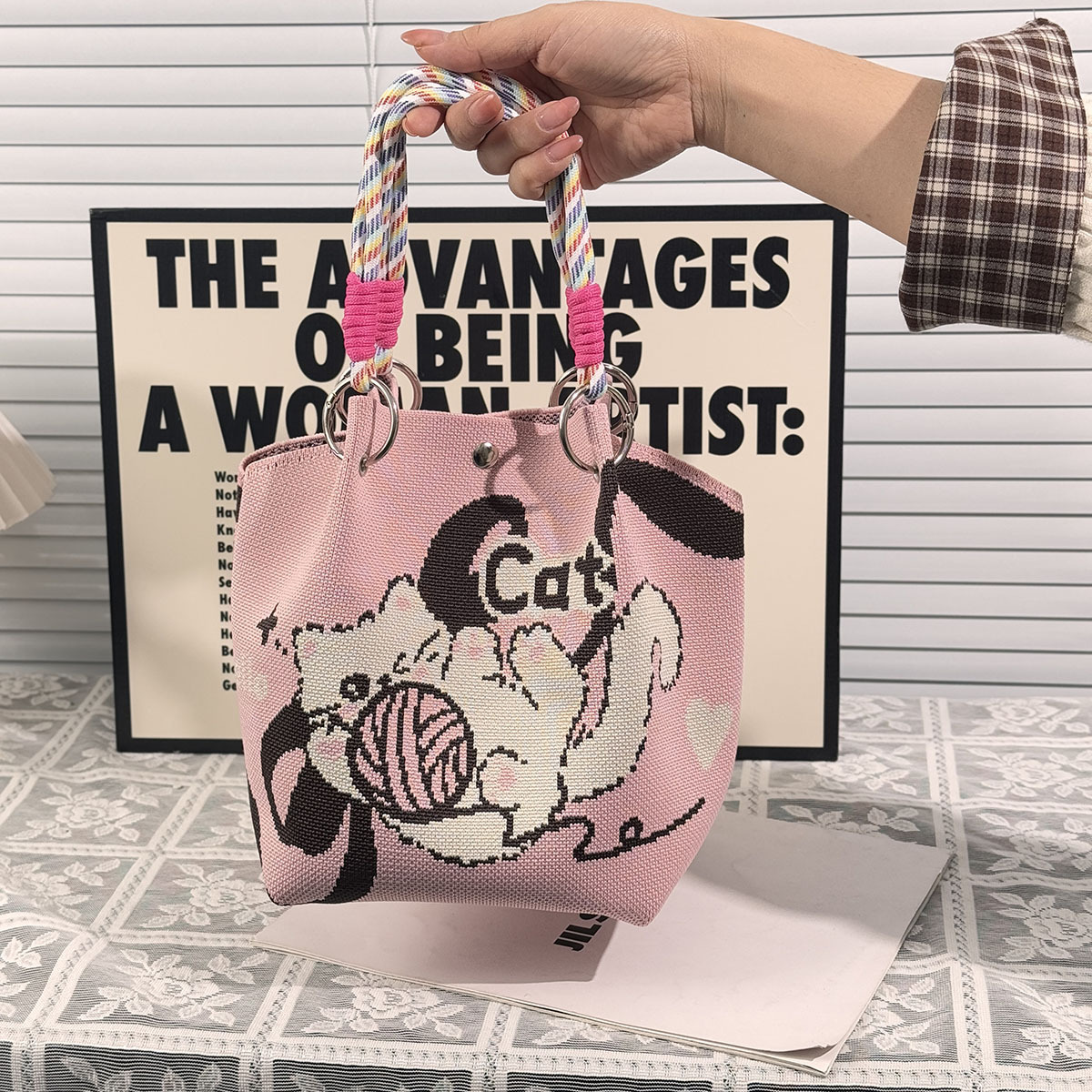 ニットハンドバッグ、ニッチデザインバケットバッグ、トートバッグ、ハンドバッグ、カジュアルで多用途なショルダーバッグ、ニットポータブルバッグ