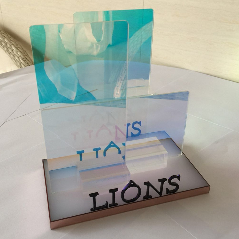 护肤品展示底座 亚克力香水展示台 发光化妆品口红乳液彩妆展示架