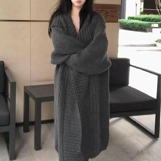 大翻领灰色斗篷大衣女秋冬新款设计感慵懒风长款披肩毛衣开衫外套|undefined