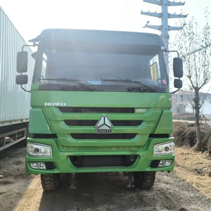 Sinotruk Howo 380HP 10 təkərli damperli yük maşınları Afrikaya, 4 ön, 8 arxa təkərli.