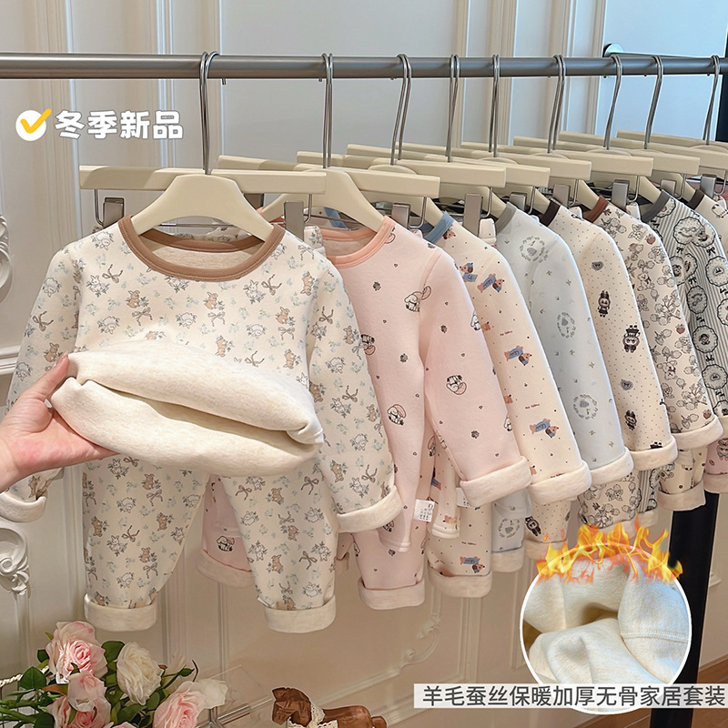 Children's Korean Style Girls' and Boys' Fleece-Lined Thickened Autumn Clothes and Pants Set, Trendy Baby Loungewear, Children's Clothing