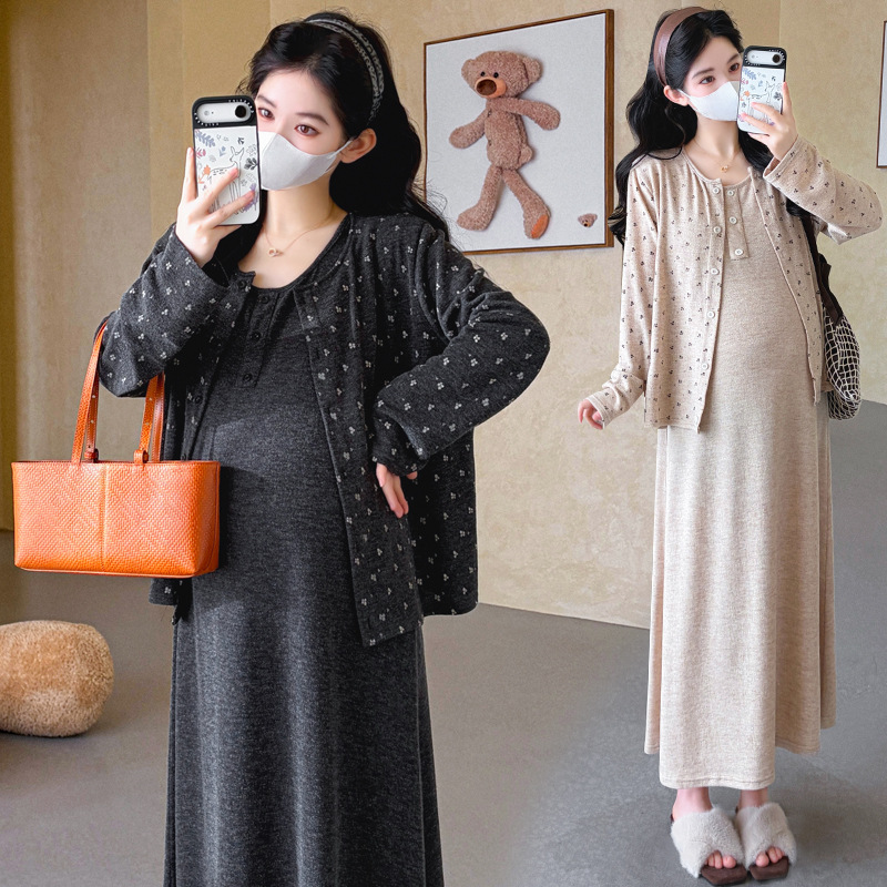 2026 Autumn New Plus Size Maternity Camisole Dress + Floral Cardigan Two-Piece Set for Pregnant Women, Vintage Korean Style