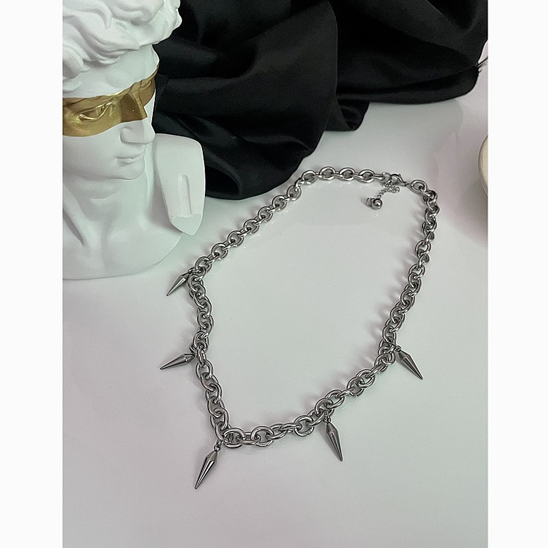 Collier à rivets et pompons en acier titane pour homme et femme, accessoire de style cool hip-hop, tendance, marque de rue_voghion.com