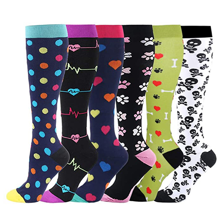 Calcetines de compresión de traje de color mixto exclusivo transfronterizo Calcetines deportivos de comercio exterior Calcetines de becerro Calcetines de compresión deportiva Hombres y mujeres Al por mayor