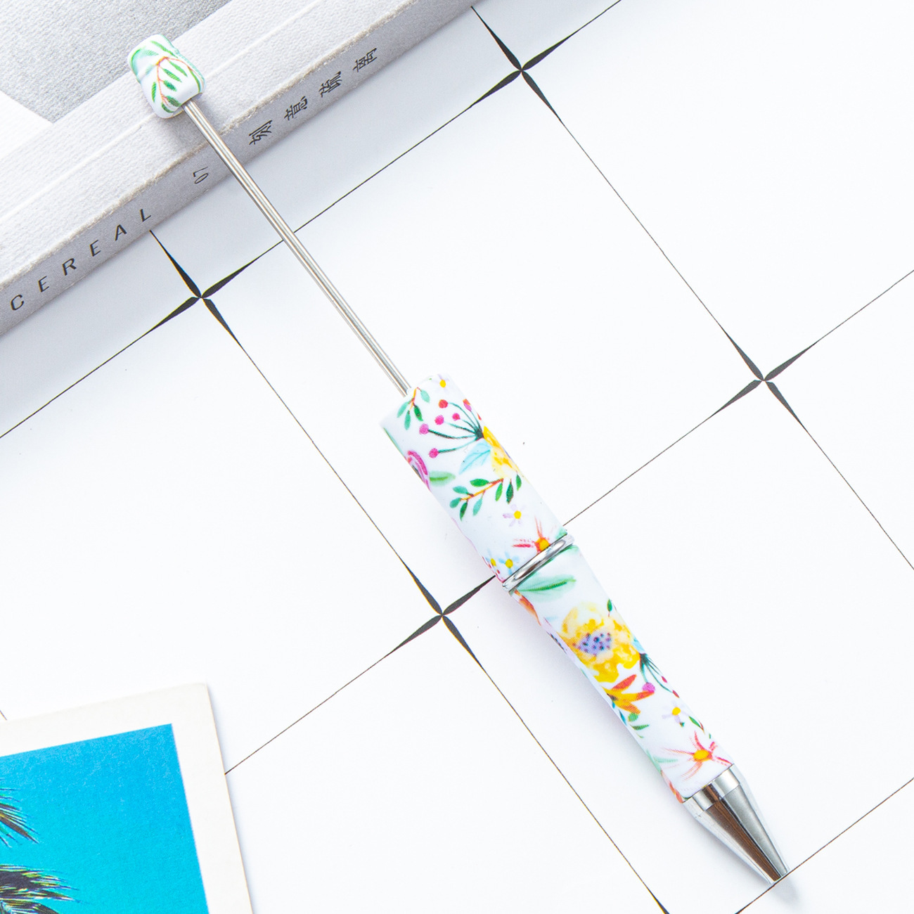 Diy plástico creativo mano de leopardo flor de cuentas al por mayor de alto valor de impresión plástico cuentas