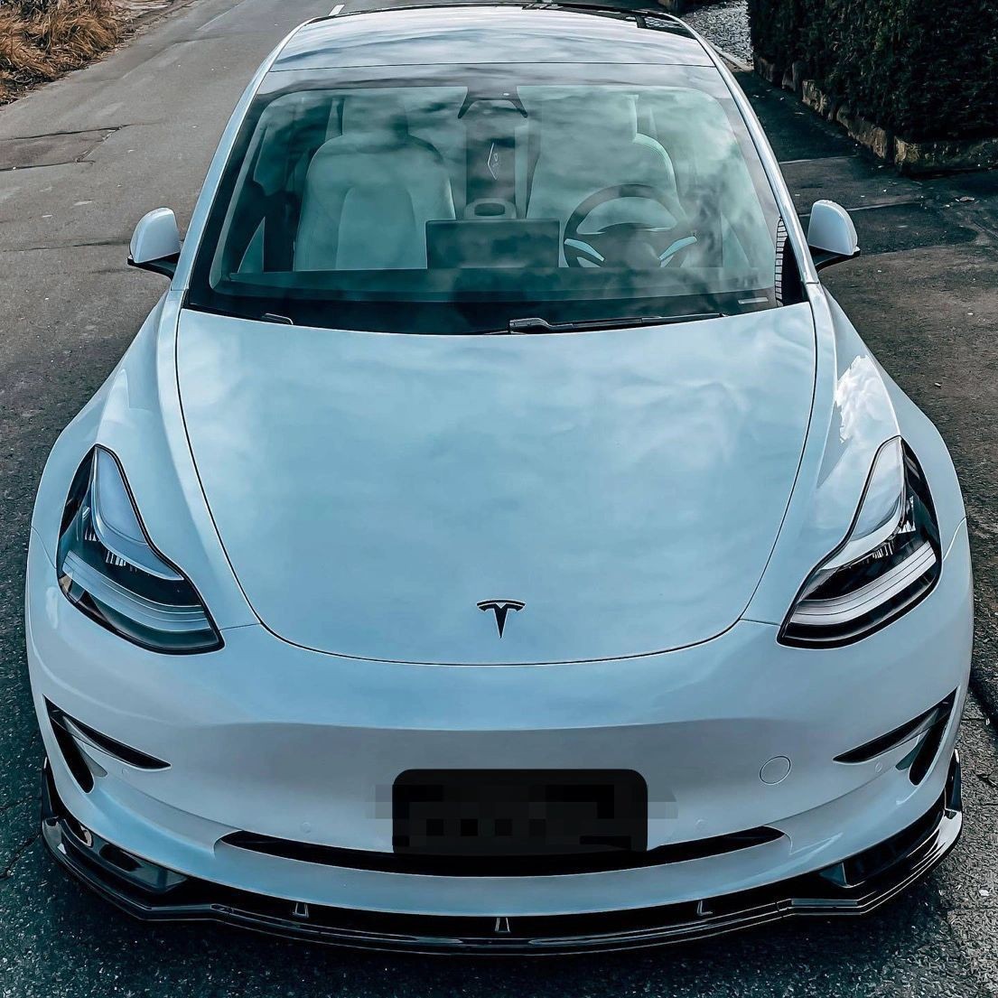 Suitable for Tesla ModelY front lip side skirt rear lip tail shutter leaf plate air knife front bar air knife