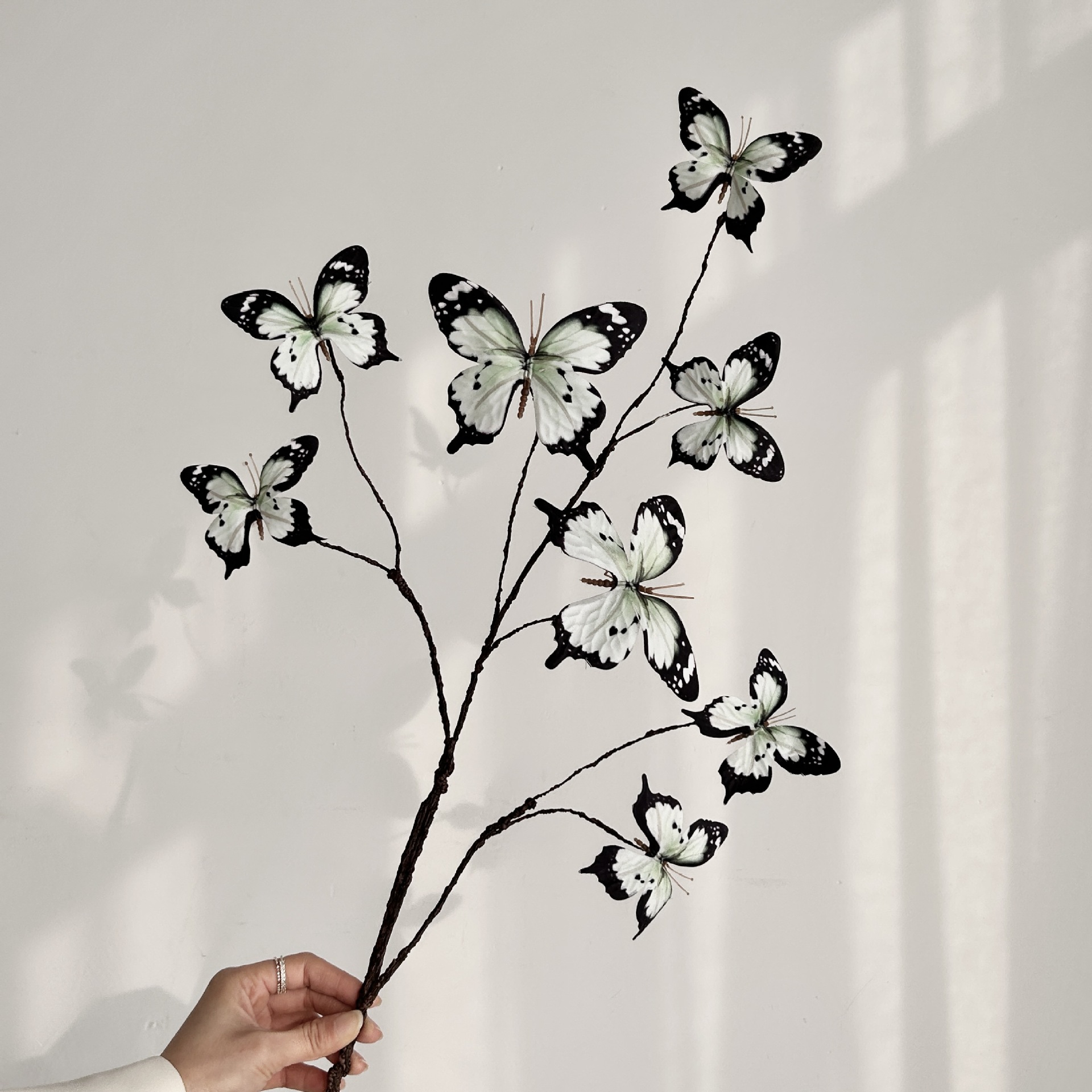 Jardín de Monet mariposas de ramas secas flores de simulación de libros rojos ventanas creativas decoraciones de flores para el hogar accesorios de fotografía decoración