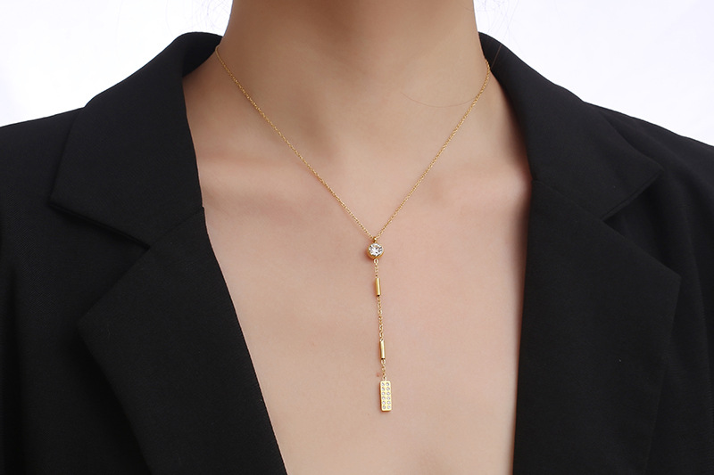 Fashion Necklace Female Tassel Clavicle Chain Female Simple Titanium Steel Necklace display picture 3
