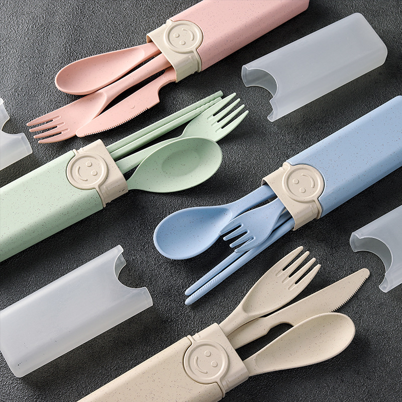 Cuchillo portátil, tenedor y cuchara conjunto de tres piezas de trigo estudiante de viaje palillos, tenedor y cuchara trabajo en caja Smiley vajilla traje logo