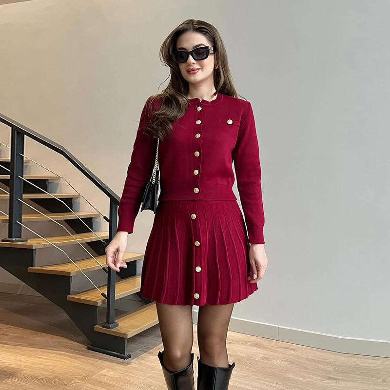 2025 nuevo comercio exterior europeo y americano Amazon ropa de mujer de color sólido cuello redondo de hebilla de una sola fila delgada cardigan vestido corto conjunto