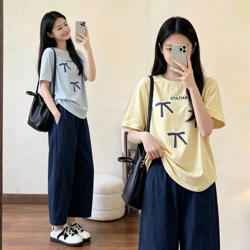 Maternity Short-Sleeve T-Shirt Set, Summer Thin Style, Navy Blue Pants, Flattering Outfit, High-End Korean Style, Suitable for Petite Sizes Maternity Short-Sleeve T-Shirt Set, Summer Thin Style, Navy Blue Pants, Flattering Outfit, High-End Korean Style, Suitable for Petite Sizes