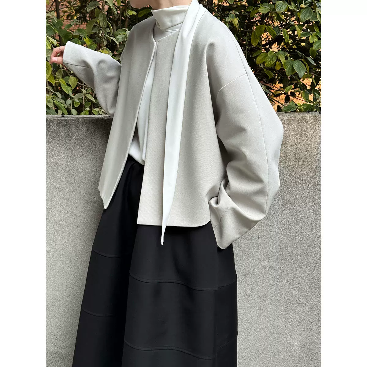 鹿西 高智感圆领无扣西装外套女2026早春新款极简小西服上衣3757