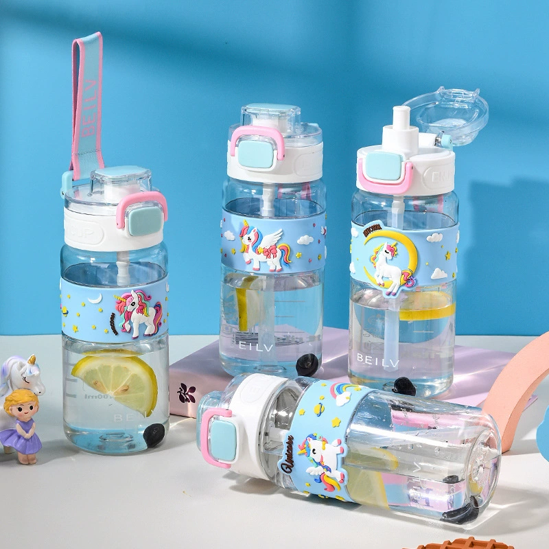 Cute high quality cartoon children's handheld portable glass with glass for students