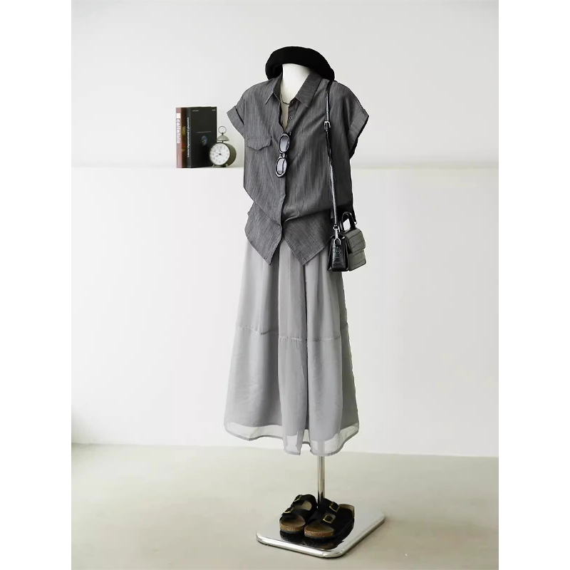 Áo sơ mi nữ ngắn tay dáng rộng chất liệu linen mùa hè — vải lanh màu xám chi tiết 4