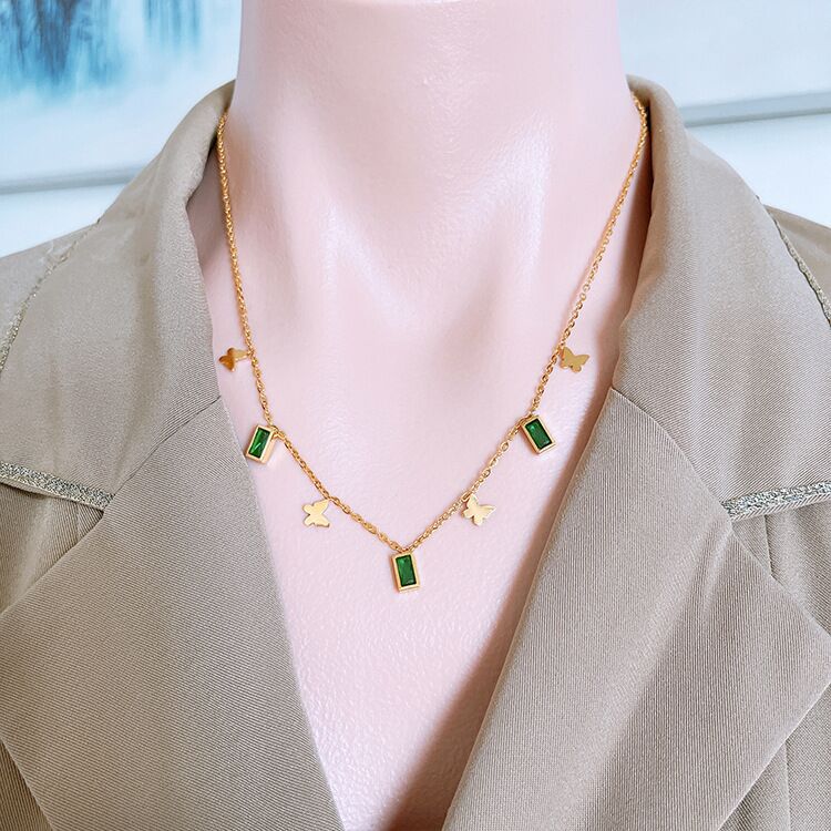 Elegant Four Leaf Clover Square Butterfly Titanium Steel Inlaid Zircon Necklace 1 Piece